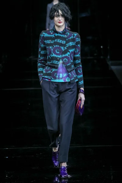Look 5